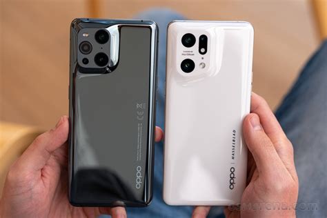 OPPO Find X5 Pro Review .